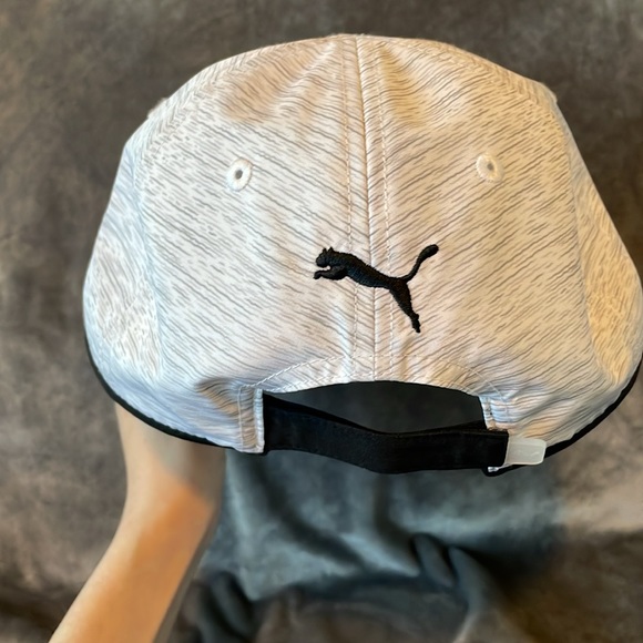 Puma hat. US One Size. New without tags. Light grey/white/black outlining. - Picture 2 of 4